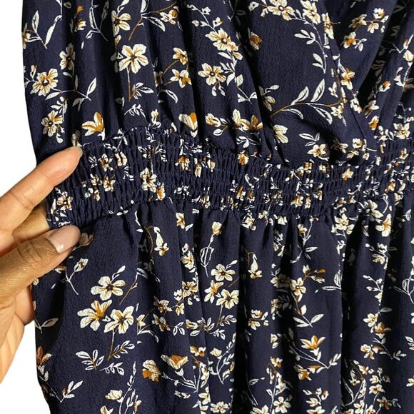 Shein Women's Blue Floral Print Flutter Sleeve Overlap Collar Dress - Picture 6 of 10